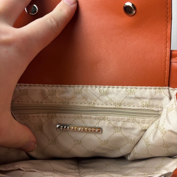 Steve Madden NWT Bwebber Suede Whiskey Spice Satchel Crossbody New - Picture 6 of 6